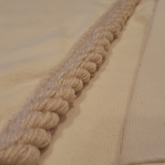 Zara Sweatshirt - Picture 2 of 5